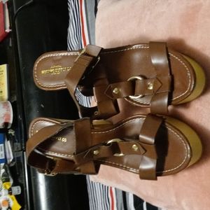 Ladies sandals size 11, brown worn a couple of times